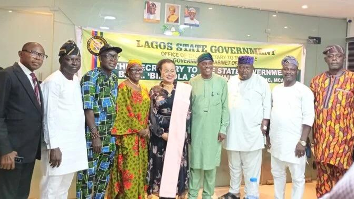 Bimbola Salu-Hundeyin, and others at the event
