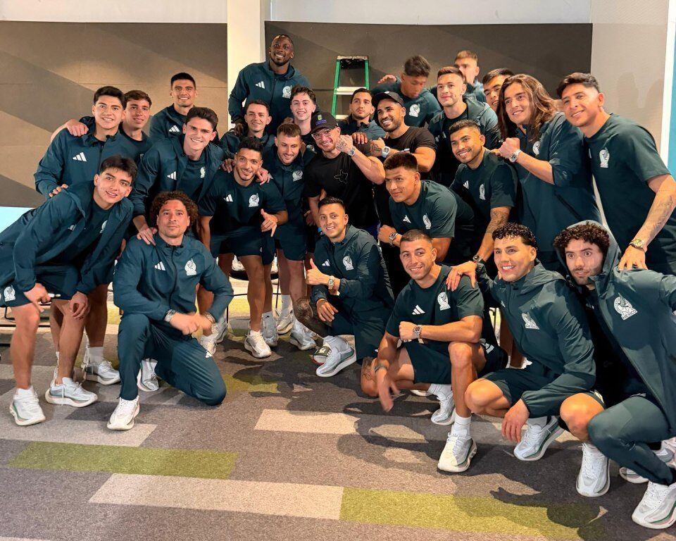 Mexico players with Rolex watches