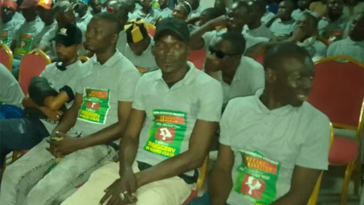 718 repentant thugs
