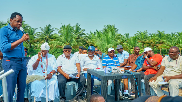 Aiyedatiwa at the news conference at the Araromi seaside beach