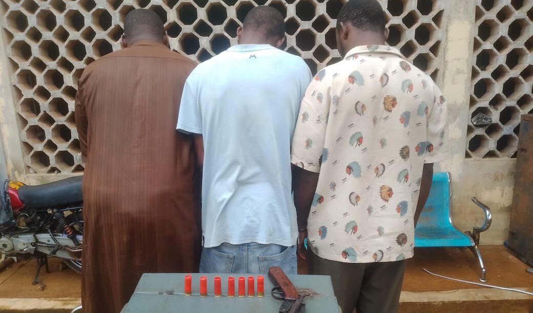 Three suspected robbers arrested in Oyo