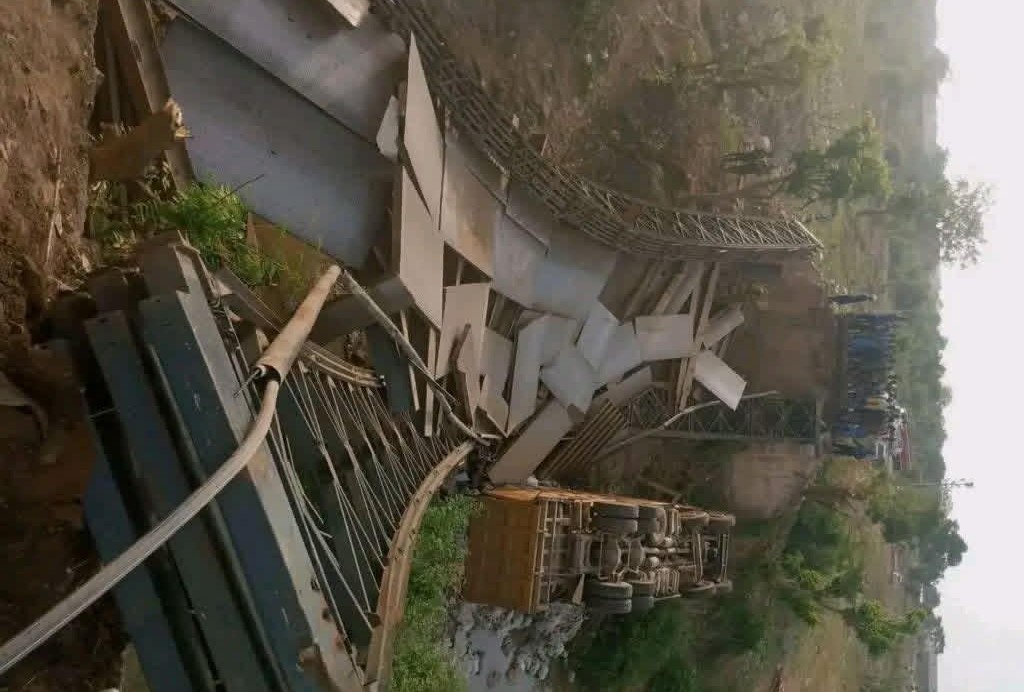 Kwara link bridge collapse