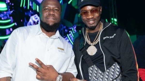 HUSHPUPPI AND MR WOODBERRY