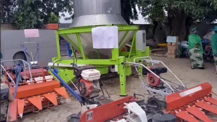 Distributed power tillers